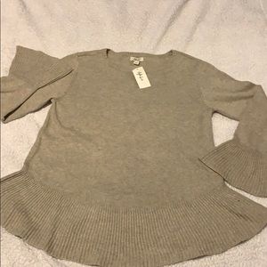 Light Ruffle Sweater